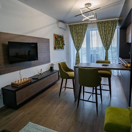 Sunrise Apartment Oradea Exterior photo